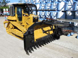 Caterpillar D6N XL Bulldozer Stick Rake Fitted SU Blade DOZCATM - picture0' - Click to enlarge