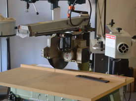 Dewalt DW8001 radial arm saw  - picture2' - Click to enlarge