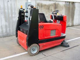 Suresweep Sweeper - picture2' - Click to enlarge