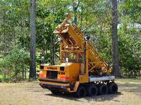 Light, powerful All-Terrain Hydraulic-Hammer Rig  - picture2' - Click to enlarge