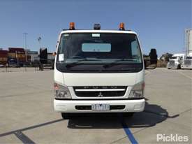 2009 Mitsubishi Canter FE83 - picture1' - Click to enlarge