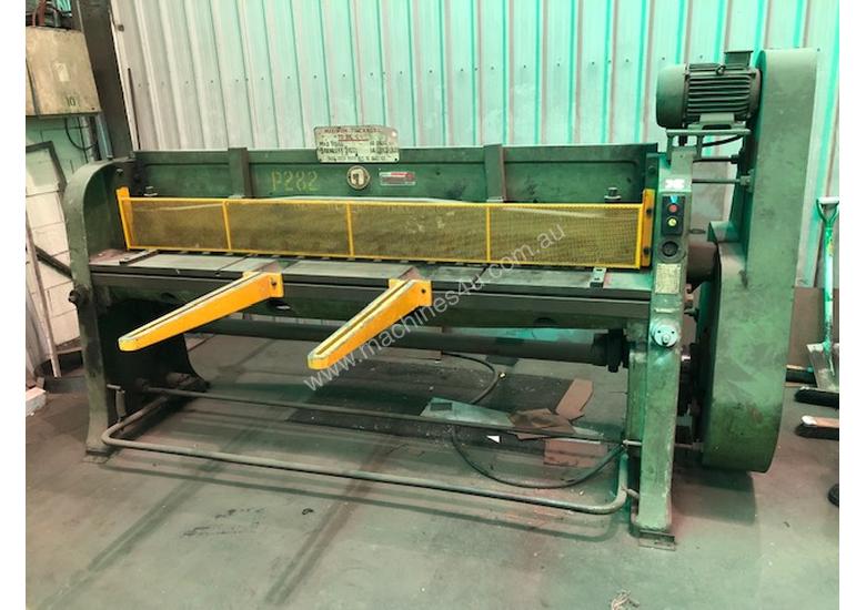 caption WMW Mechanical Guillotine