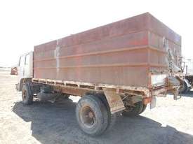 INTERNATIONAL ACCO 1730A Flatbed Dump Truck - picture1' - Click to enlarge