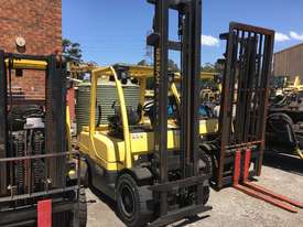3.5T LPG Counterbalance Forklift  - picture1' - Click to enlarge