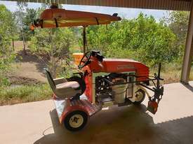 Ride On LineTrike Line Marker Marking Machine (880 hrs) - picture0' - Click to enlarge