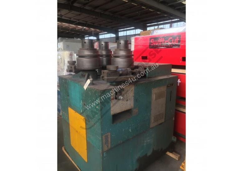 caption HPK-100