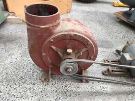 Centrifugal Fan Blower Extractor - picture0' - Click to enlarge