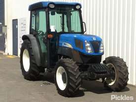 2012 New Holland T4050F - picture0' - Click to enlarge