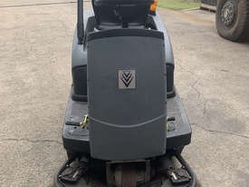 Karcher Industrial Ride-on Floor and Vacuum Sweeper for sale!  - picture1' - Click to enlarge