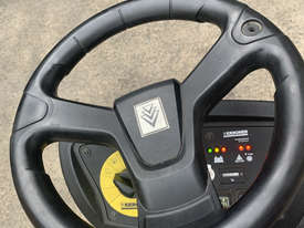 Karcher Industrial Ride-on Floor and Vacuum Sweeper for sale!  - picture2' - Click to enlarge