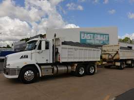 2011 FREIGHTLINER CENTURY CLASS ST Tipper Trucks - Side Tipper - 6X4 - picture0' - Click to enlarge