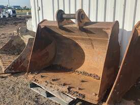 Caterpillar 336DL Mud Bucket 1845mm - picture0' - Click to enlarge