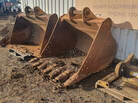 Caterpillar 336DL Mud Bucket 1845mm - picture0' - Click to enlarge