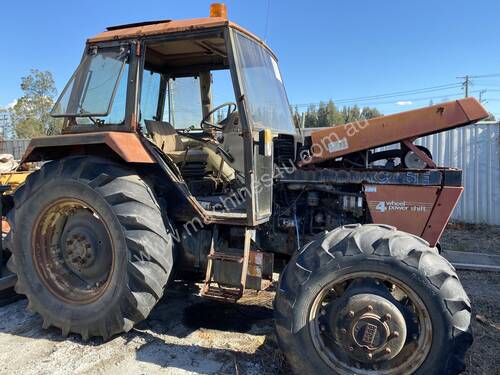 CASE 1394 4x4 TRACTOR