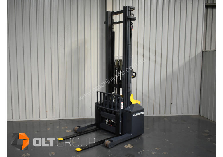 Used 2014 wr Combilift WR Reach Truck Forklift Narrow Aisle Pallet ...