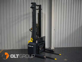 Combilift WR Reach Truck Forklift Narrow Aisle Pallet Stacker 4.9m Mast Power Steering Low Hours - picture2' - Click to enlarge