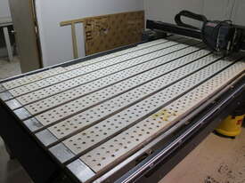 Tekcel CNC Spindle Router - picture2' - Click to enlarge