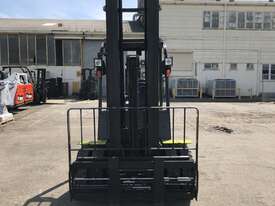 High Reach Dual Tyre 3.0t LPG CLARK Forklift - Hire - picture2' - Click to enlarge