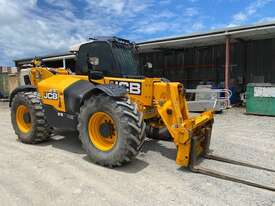 2016 JCB 560-80 U4121 - picture2' - Click to enlarge