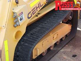 2013 GEHL RT210 Posi Track Skidsteer - picture1' - Click to enlarge