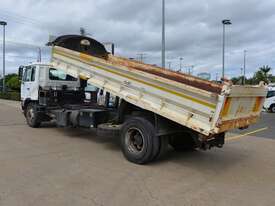 2010 NISSAN UD PK 9 - Tipper Trucks - picture1' - Click to enlarge