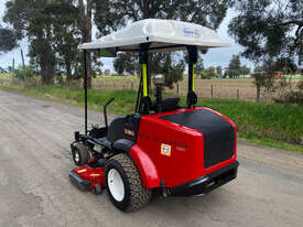 Toro Groundsmaster 7210 Zero Turn Lawn Equipment - picture2' - Click to enlarge
