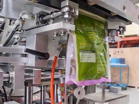 Pouch filling machine - picture2' - Click to enlarge