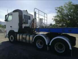 VOLVO FH16 Prime Mover 550hp, Tri-axle Drop Deck Low Loader (widener) - picture1' - Click to enlarge