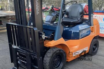 View 360 Toyota forklifts for Sale | Machines4u