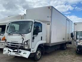 Isuzu 600 Long - picture2' - Click to enlarge