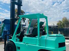 MITSUBISHI FD45 4.5T DIESEL FORKLIFT 5.5M LIFT - picture0' - Click to enlarge