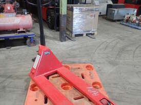 PALLET TRUCK - picture0' - Click to enlarge