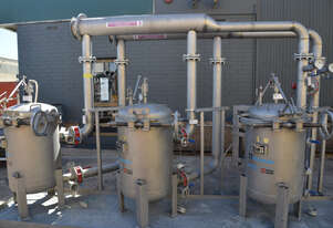 Manifolded set of 3 Hayward GAF Eaton 4 bag filter stainless steel pressure housing