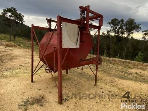 1 Tonne Grain Bagging Unit f/w Built In Scales