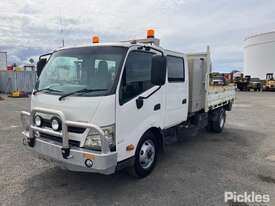 2011 Hino 300 917 - picture0' - Click to enlarge