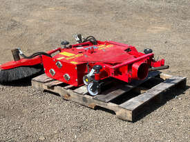GIANNI FERRARI SC1-16 QUATTRO 5 SWEEPER ATTACHMENT SUIT GIANNI FERRARI TG630 Slasher/Mower Attachmen - picture0' - Click to enlarge