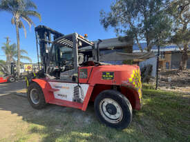 10 Tonne Manitou Forklift For Sale - picture1' - Click to enlarge