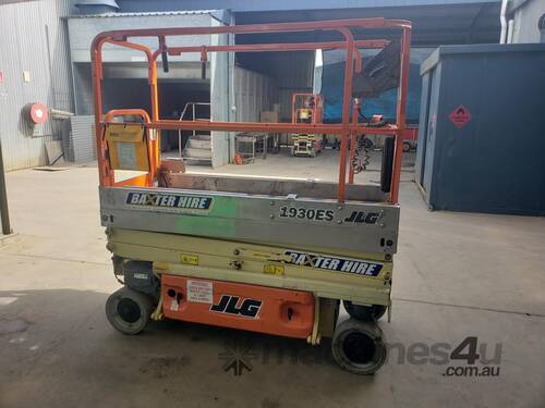 JLG 1930ES SCISSOR LIFT