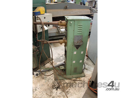 caption Aston 119 Pedestal Spot Welding Machine
