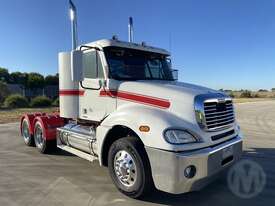 Freightliner Columbia FLX - picture0' - Click to enlarge