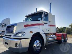 Freightliner Columbia FLX - picture1' - Click to enlarge