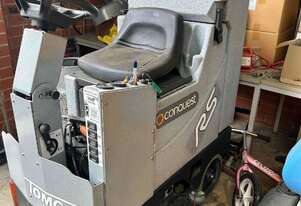 Tomcat RS MicroRider Scrubber Dryer