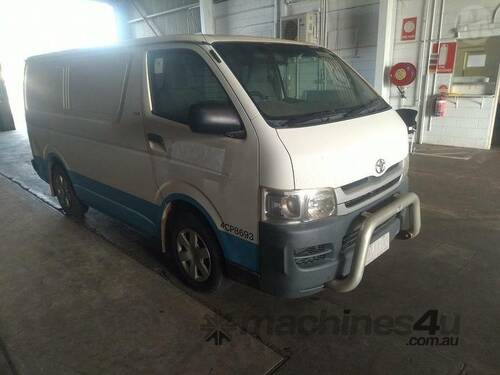 Toyota Hiace 200