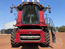 Case IH 8240 Header - picture0' - Click to enlarge