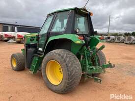 John Deere 4x4 Tractor - picture2' - Click to enlarge