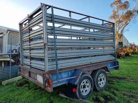 Tandem Axle Trailer with Stock Crate - picture1' - Click to enlarge