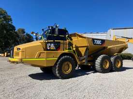 2016 Caterpillar Articulated  Dump Truck - picture1' - Click to enlarge