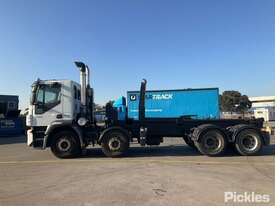 2009 Iveco Stralis 450 Hook Bin Truck - picture2' - Click to enlarge