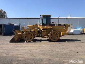 Caterpillar 938F Articulated Wheel Loader - picture2' - Click to enlarge