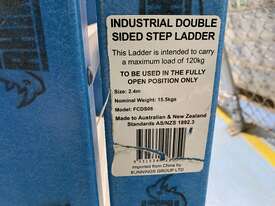 Rhino FCDS08 Industrial Step Ladder - picture0' - Click to enlarge